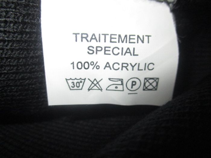 Pulls Femme Hiver T 44 .. - photo numéro 3