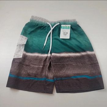 Short de bain Beach Wear taille 8 ans