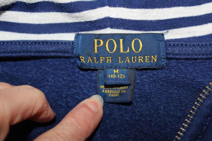 sweat - photo numéro 3