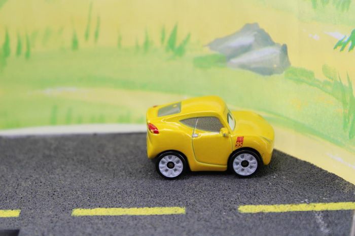 Disney pixar car min racer Cruz Ramirez - photo numéro 6