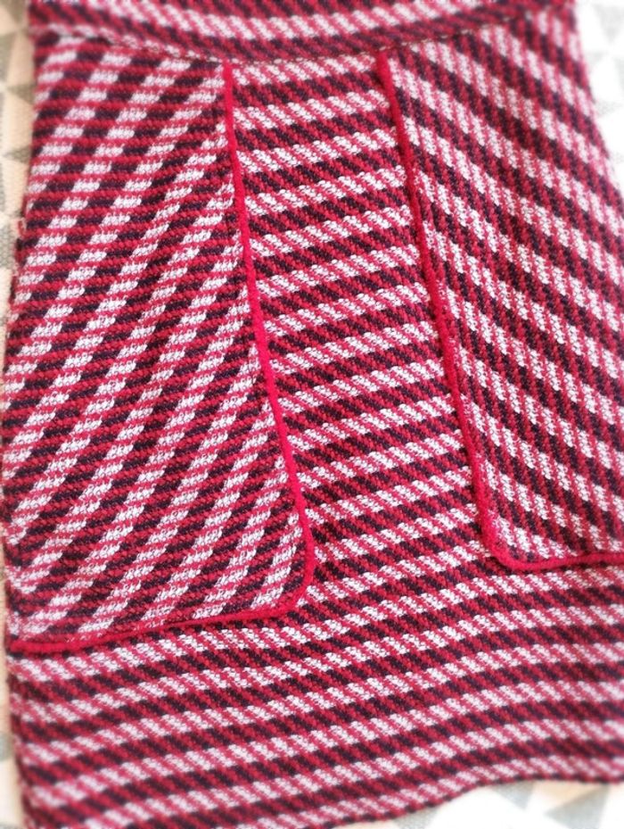 Robe tweed rouge noire Maje 34 Parfait état - photo numéro 8