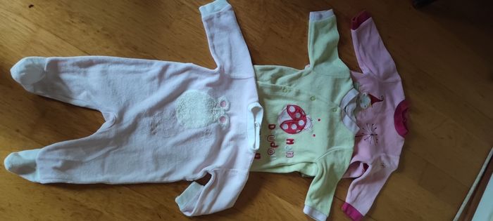 Lot 6 pyjamas 3 mois - photo numéro 3
