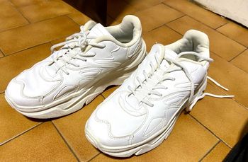 Paire de basket bershka blanche 36