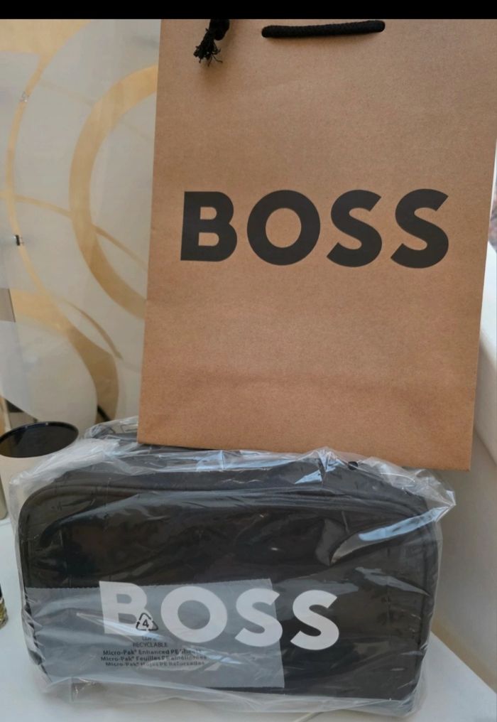 Trousse de toilette  boss