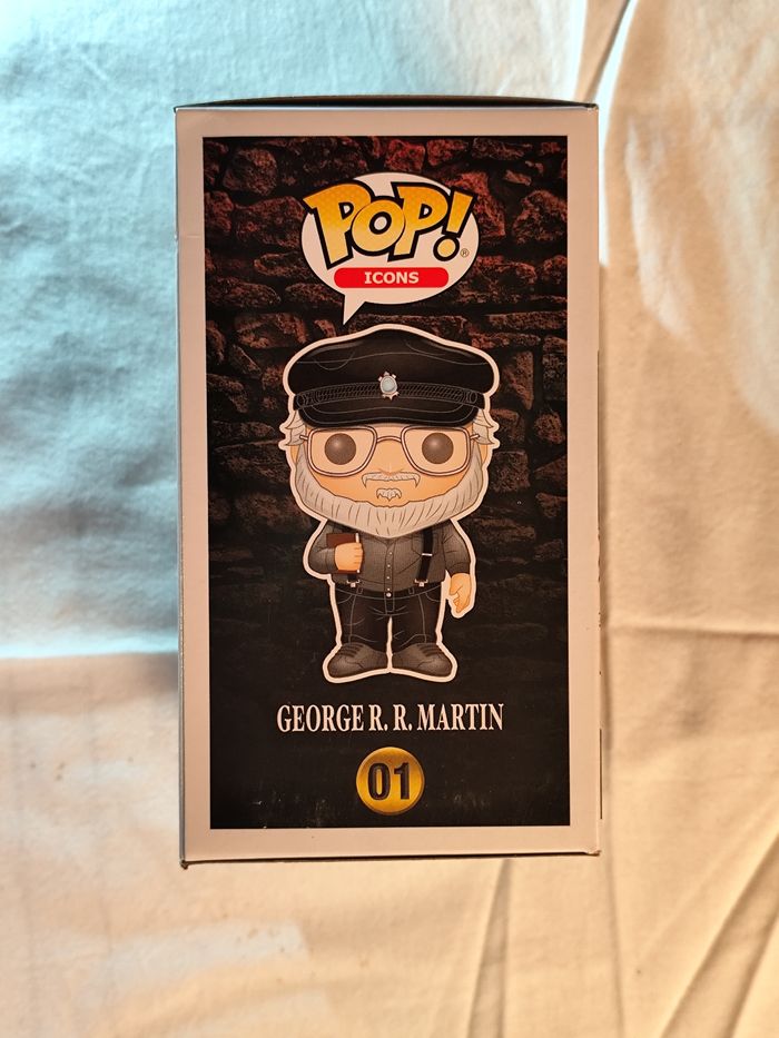 Figurine Funko Pop George R.R. Martin 01 Game of Thrones Spécial Édition Comicon - photo numéro 5