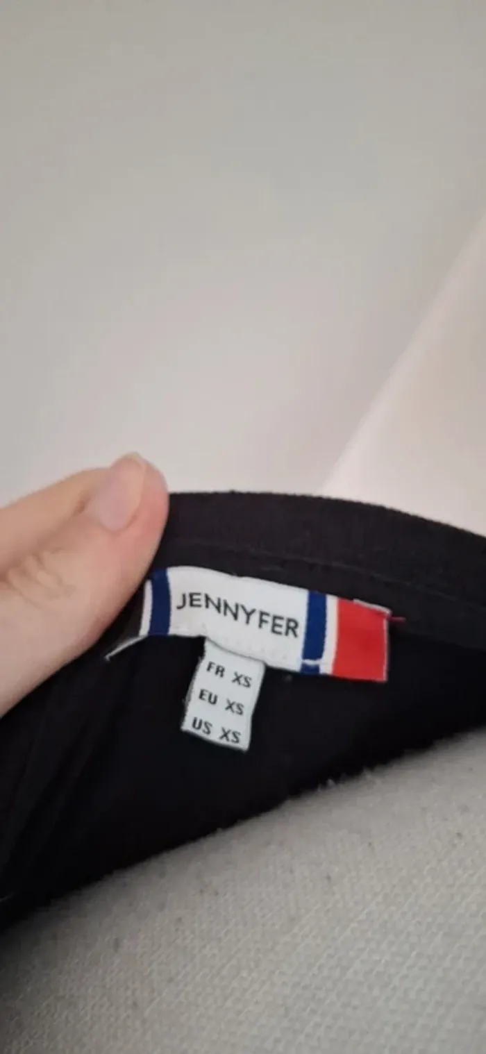 Tshirt jennyfer t34 #F35XS-059 - photo numéro 3
