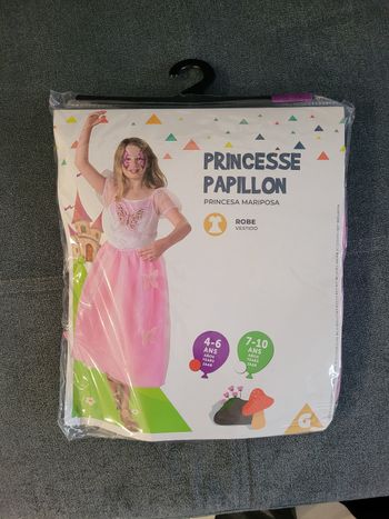 Dégustation robe de princesse neuf