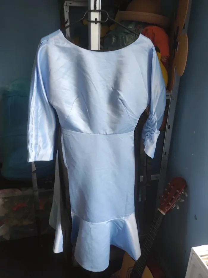 Robe patineuse à col rond