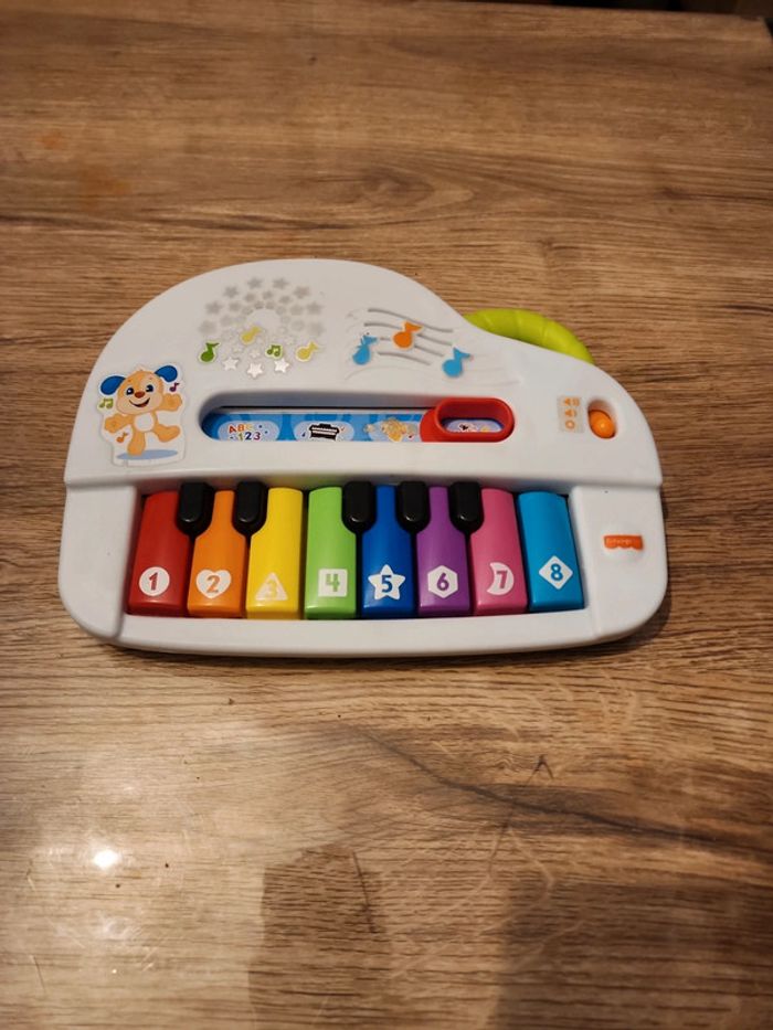 Piano 1er âge fisher prise