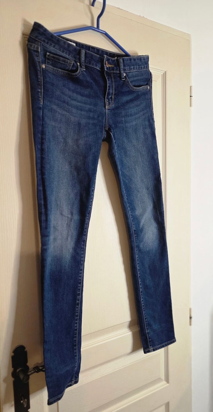 Jean GAP 1969 Always Skinny – Taille 26 (FR 36/38) – Délavage brut – Excellent état - photo numéro 3