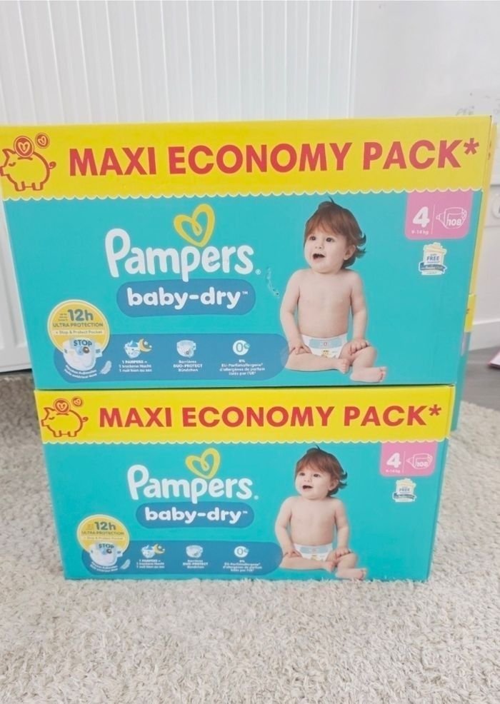 2× Couches Pampers  Taille 4 MAXI PACK  ×216