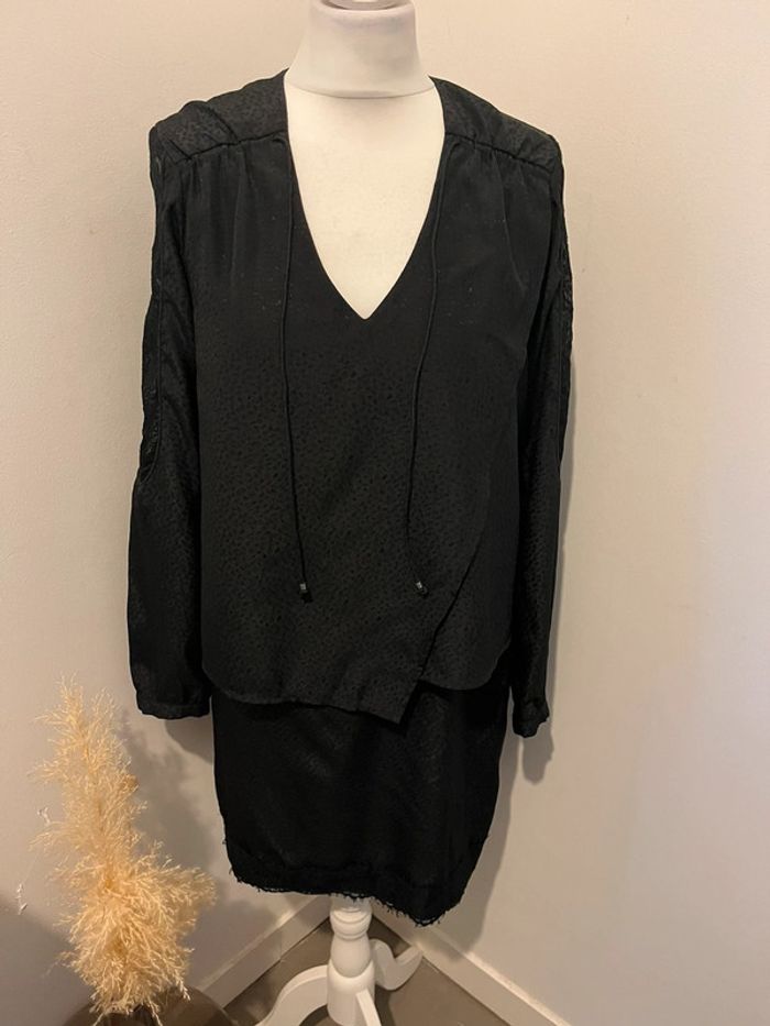 Robe noire effet satiné Ikks S