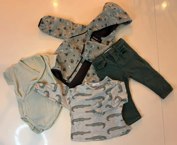 lot vêtements bébé