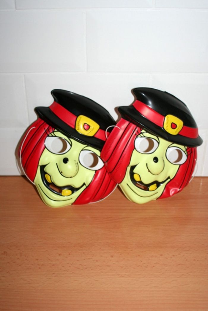 Lot de 2 masques de sorcière