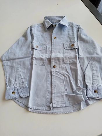 Chemise bleu ciel T 4 ans