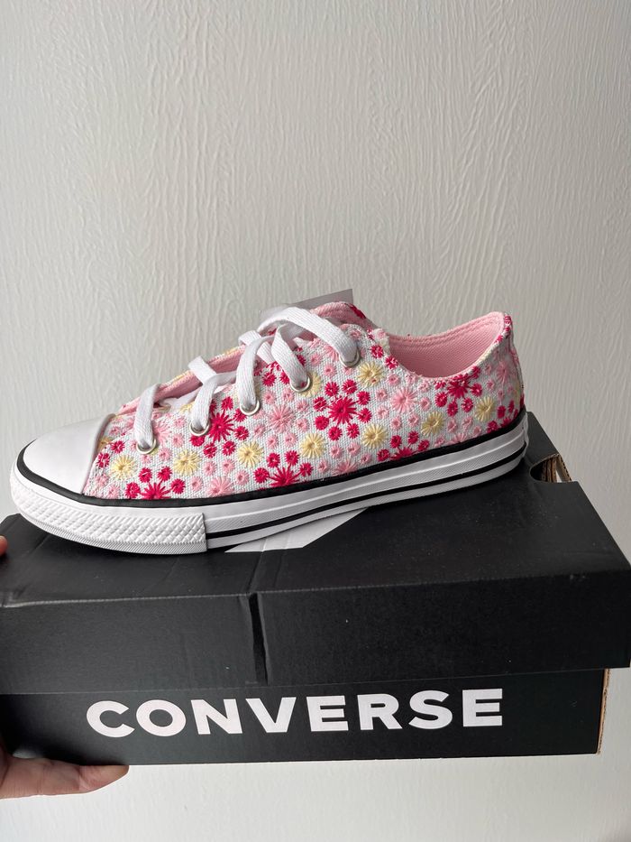 Converse brodées - photo numéro 5
