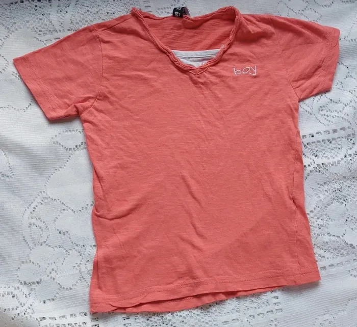 Tee-shirt, corail, en très bon état, taille 2 ans