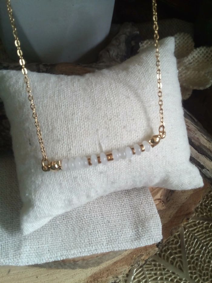 Collier en pierres de lune et hématite