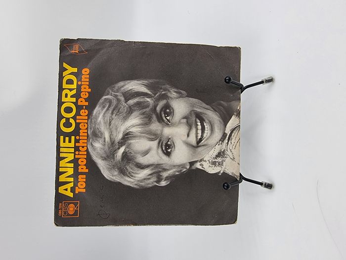 Vinyle 45 tours Annie Cordy : Ton Polichinelle-Pepino avec fourreau
