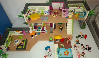 Maison moderne avec tout ses aménagements Playmobil Lot Complet.