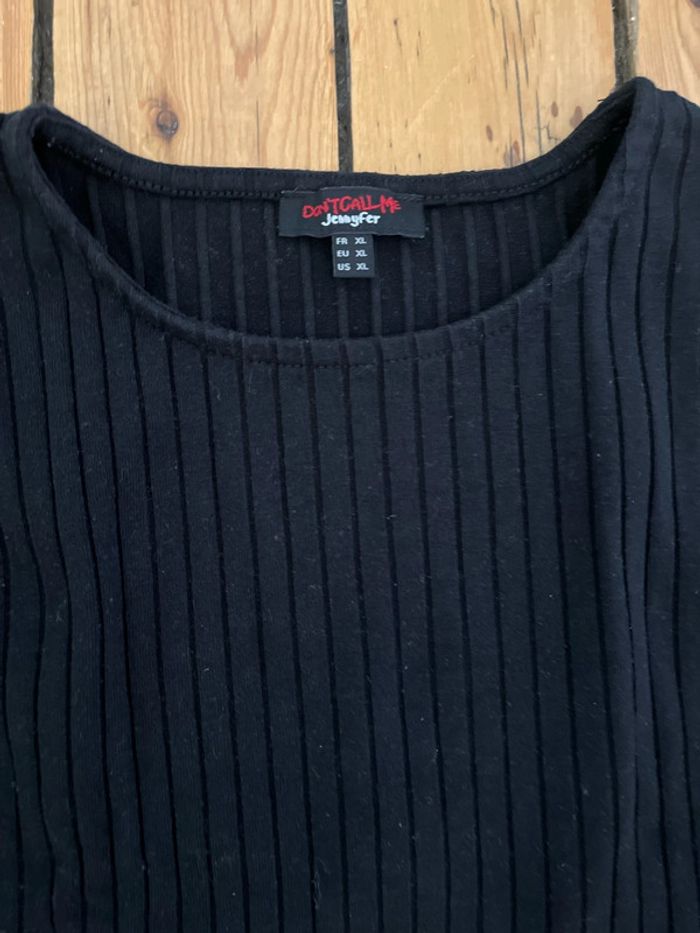 3 tee shirts taille XS / S - photo numéro 5