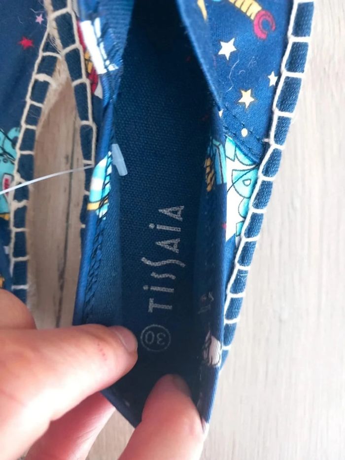 Espadrilles garçon taille 30 - photo numéro 2