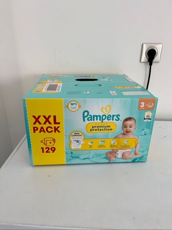 Couches Pampers premium protection taille 3