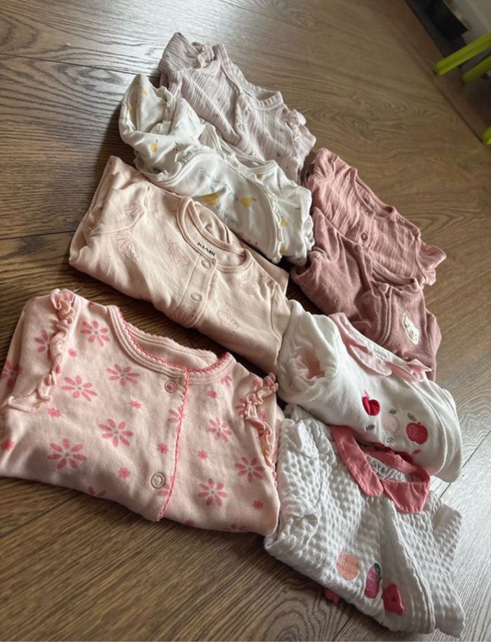 Lot de pyjamas 1 mois