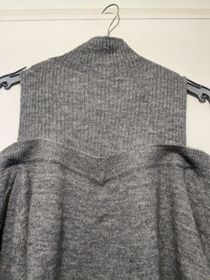 Pull col roulé avec épaules dénudées gris Body Flirt