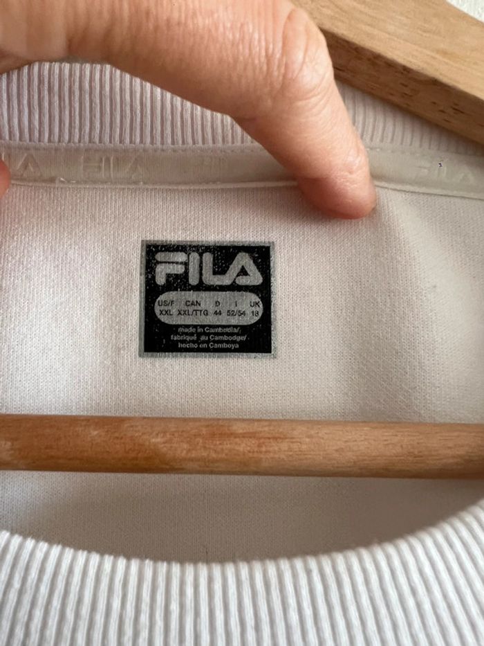 Magnifique pull / sweat FILA vintage sportswear taille XXL couleur blanc. - photo numéro 3