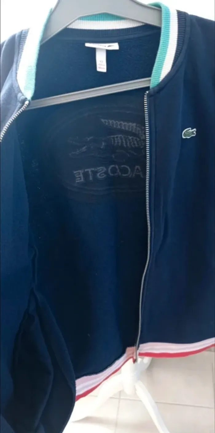 Veste zippée Lacoste garçon - Taille 12 ans - Très bon état - photo numéro 5
