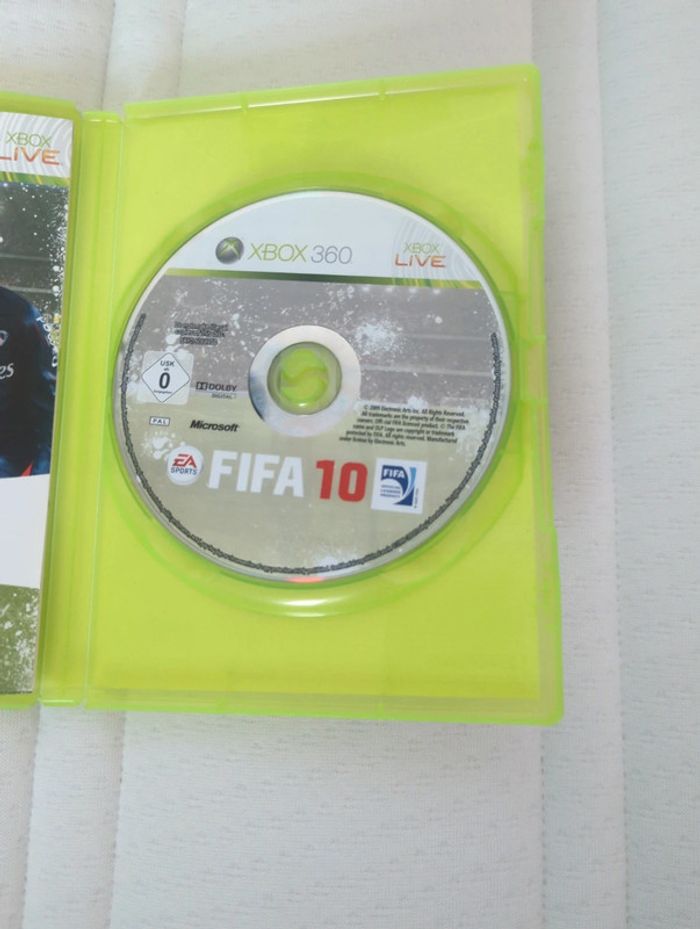 Jeux Xbox 360 FIFA 10 - photo numéro 3