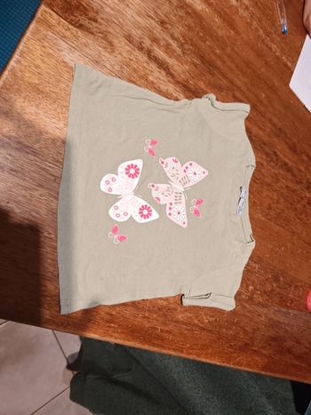 T shirt fille papillon taille 3 ans