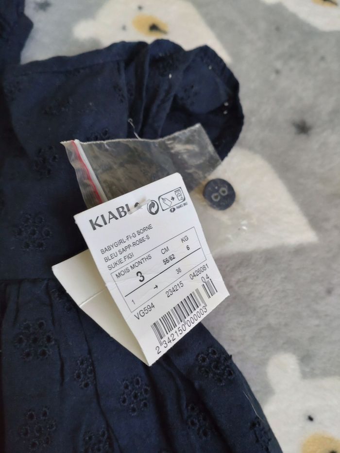 Robe cérémonie Kiabi 3 mois - photo numéro 3