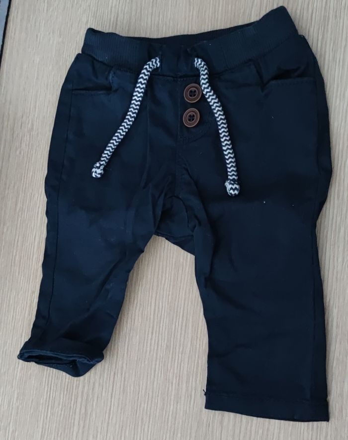 Pantalons - photo numéro 3
