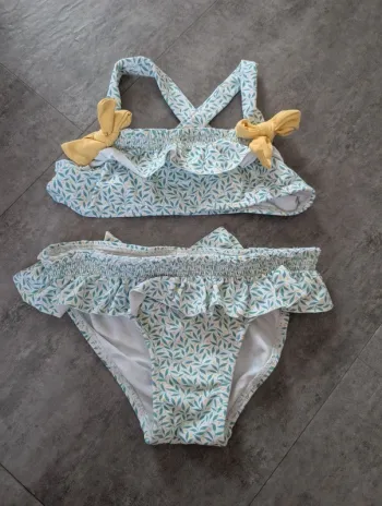 Maillot de bain bikini fille 4 ans comme NEUF