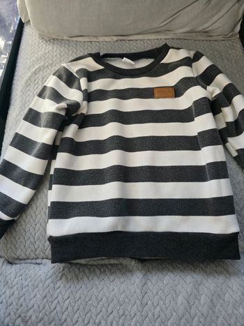 Sweat-shirt