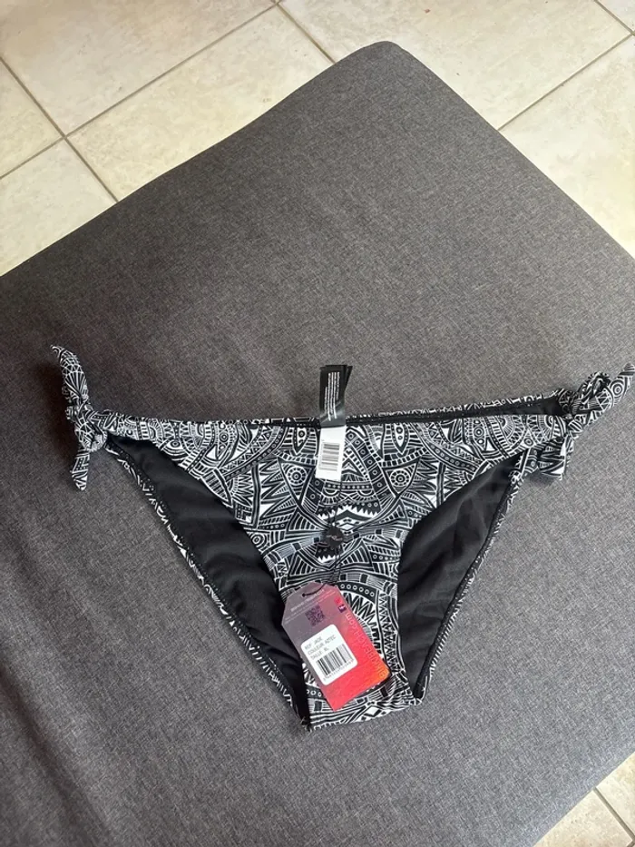 Bas de maillot de bain femme - photo numéro 2