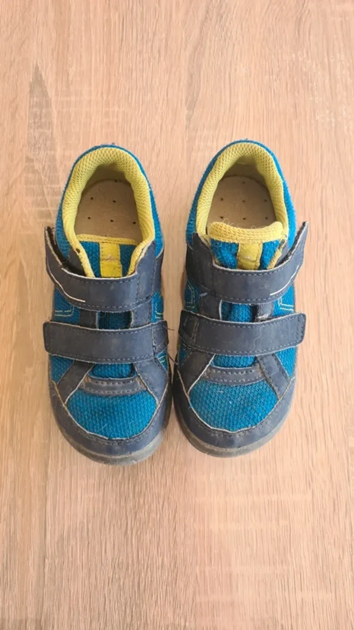 Chaussures de marche 27