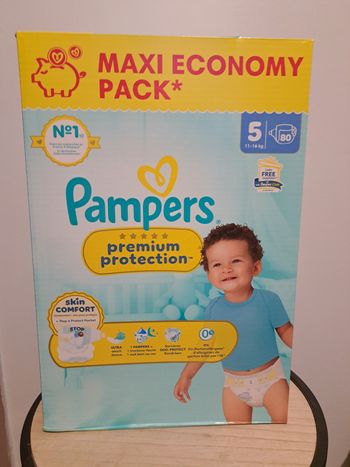 80 couches Pampers premium protection taille 5