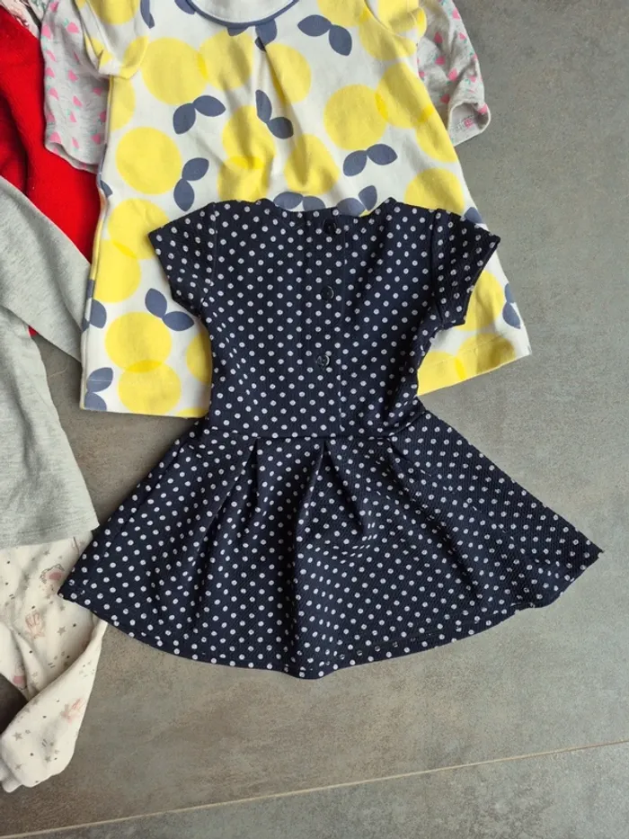 Lot de vêtements 18 mois fille - photo numéro 3