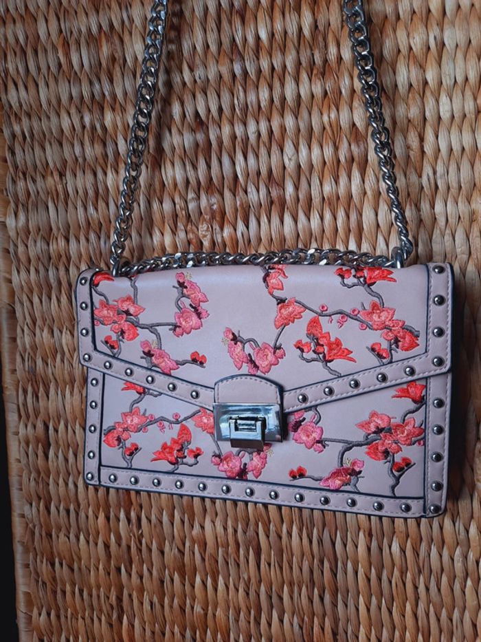 Pochette sac Mango broderie