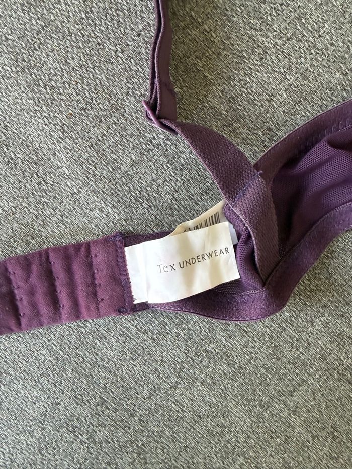 Soutien-gorge Tex Underwear dentelle fleurie violet taille 100C - photo numéro 5
