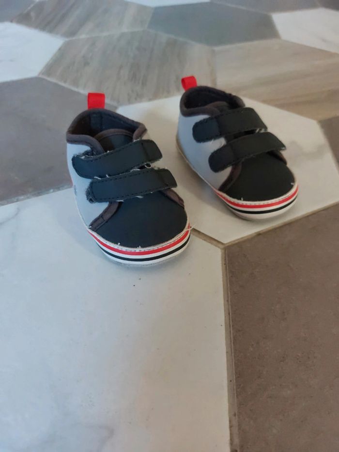 Chaussures 0 à 6 mois bébé - photo numéro 2