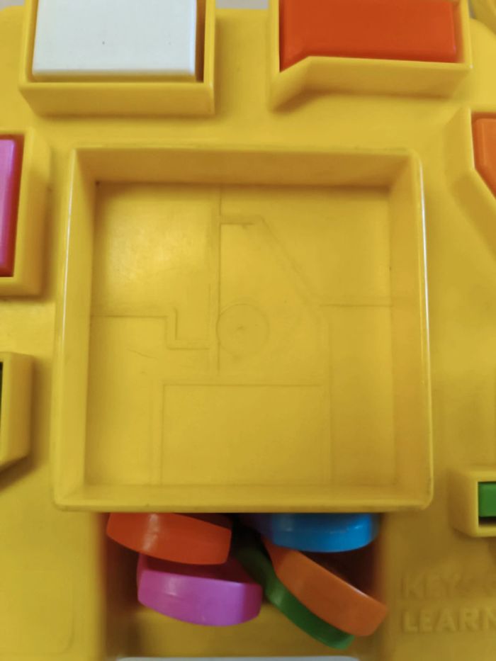 Jeux avec clés et formes - photo numéro 7