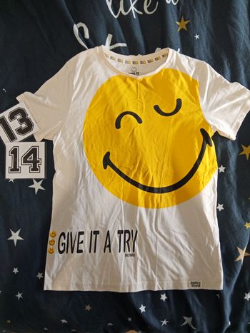 T-shirt Smiley _ T.13/14 ans