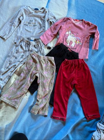 Lot de pyjamas chauds 3 ans