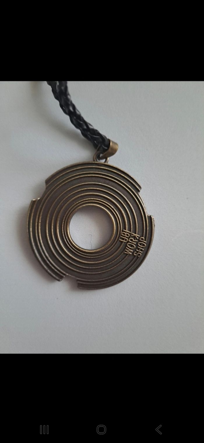 Collier amulette - photo numéro 3