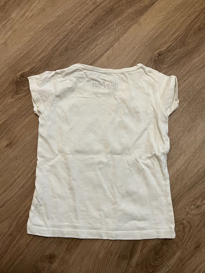 T shirt blanc manches courtes Harry Potter enfant 4 ans très bon état - photo numéro 3