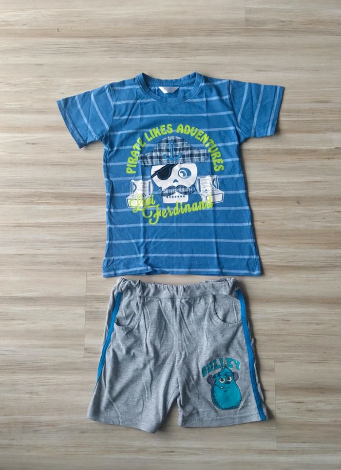 T-shirt et shorts garçon taille 4/5 ans. - photo numéro 2